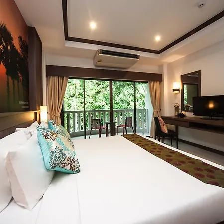 Апарт отель Ratana Hill Patong Номер фото
